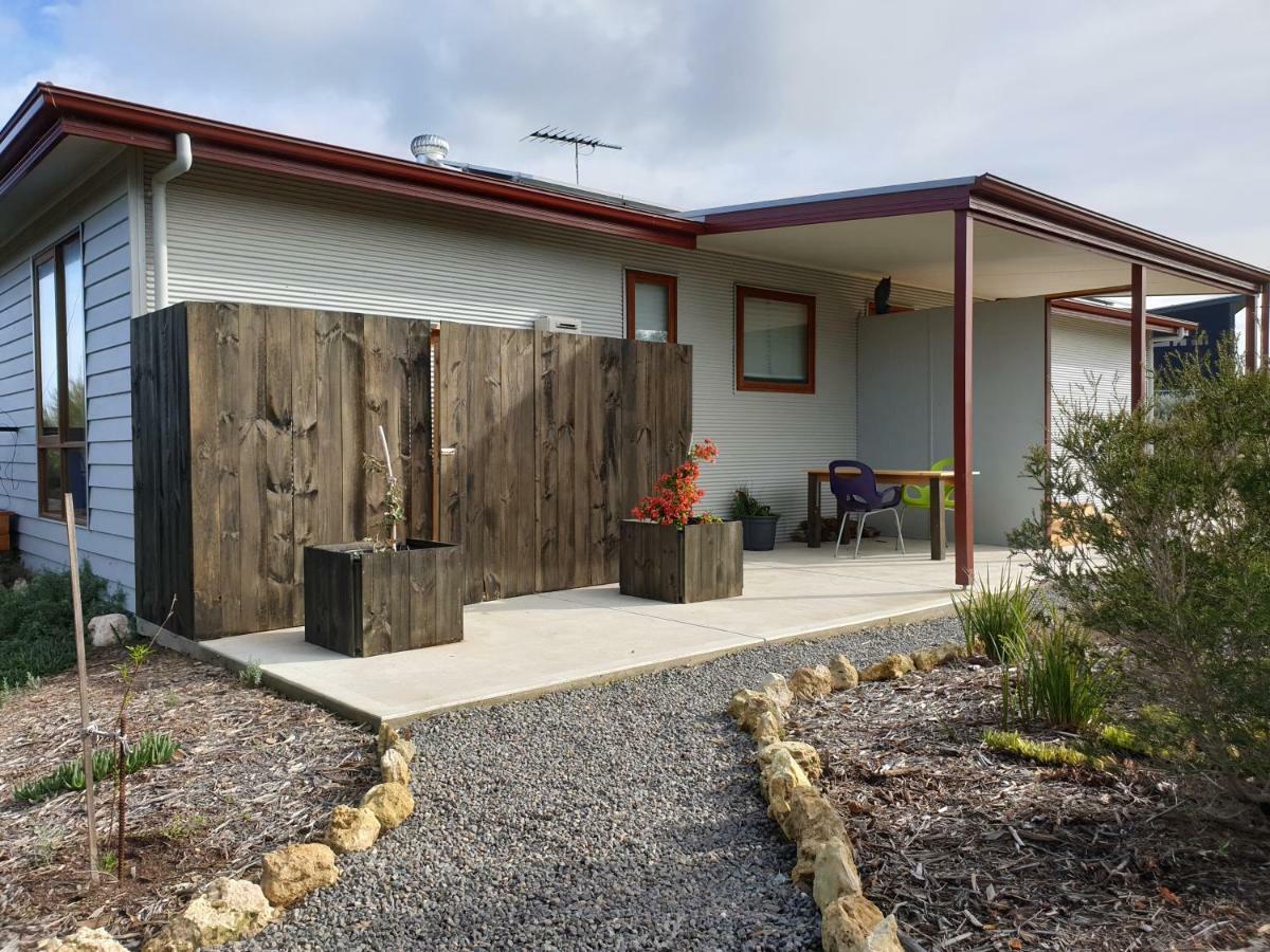 Samphire: Coorong Accommodation Meningie Esterno foto